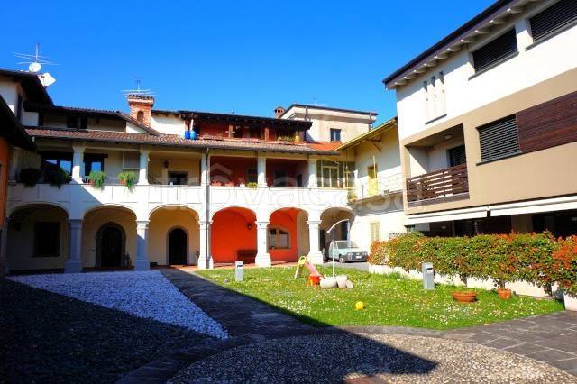 appartamento in vendita a Mozzo