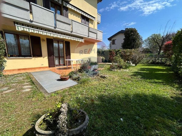 appartamento in vendita a Mozzo