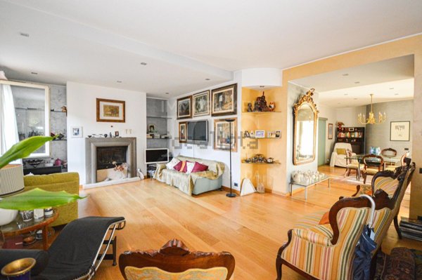casa indipendente in vendita a Mozzo