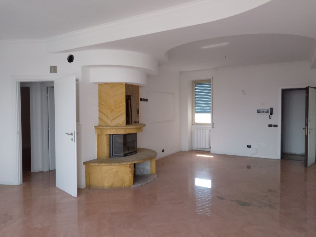 appartamento in vendita a Mozzo