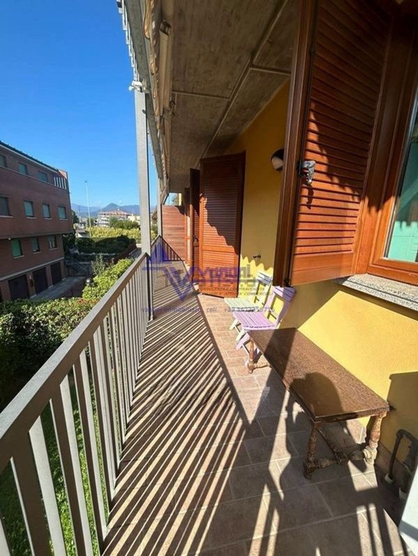 appartamento in vendita a Mozzo