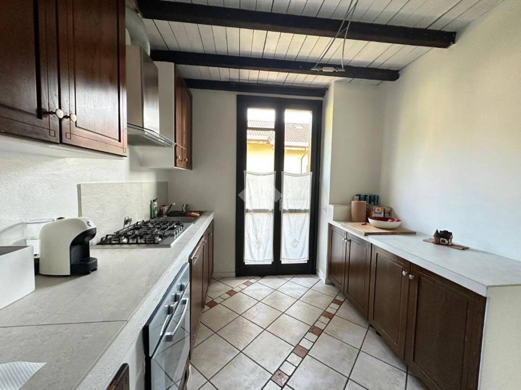 appartamento in vendita a Mozzo