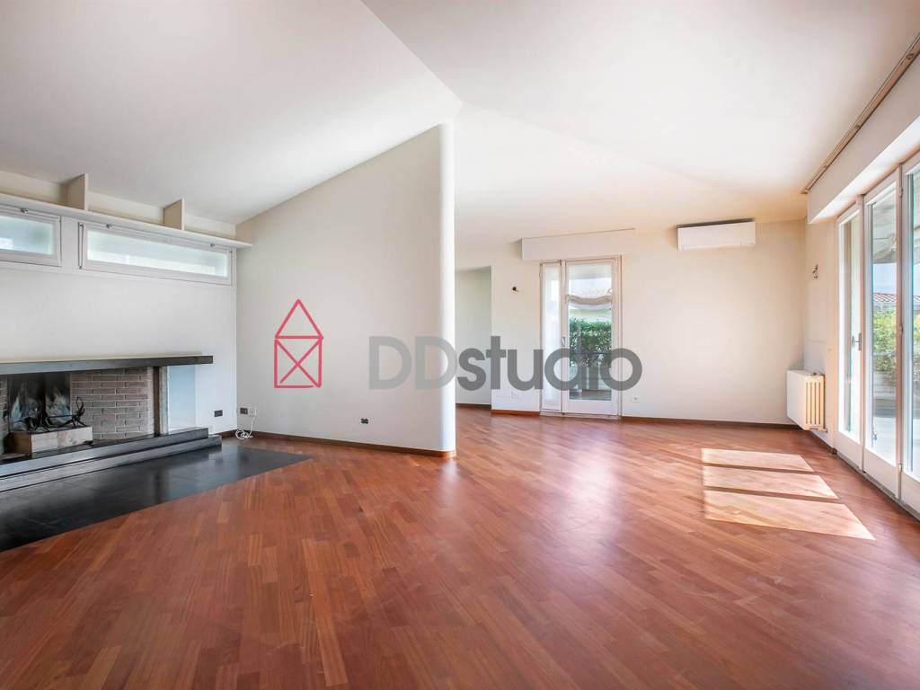 appartamento in vendita a Mozzo