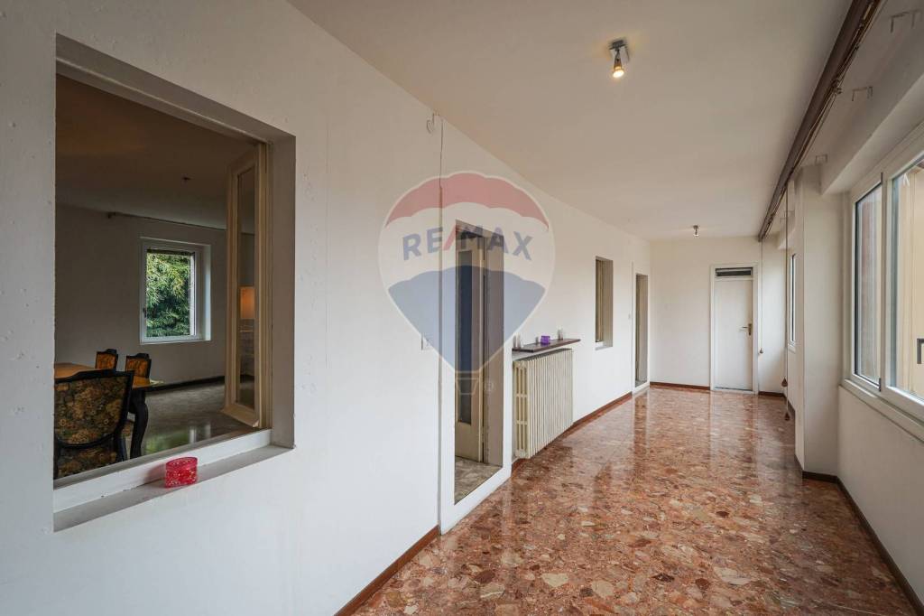 appartamento in vendita a Mozzo