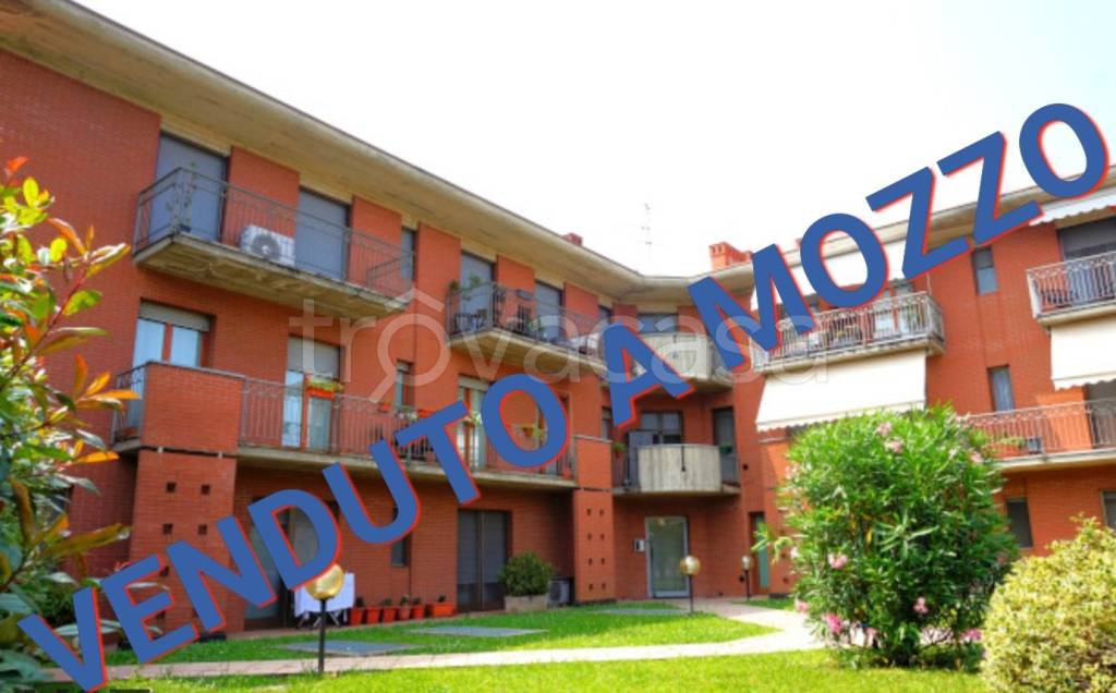 appartamento in vendita a Mozzo