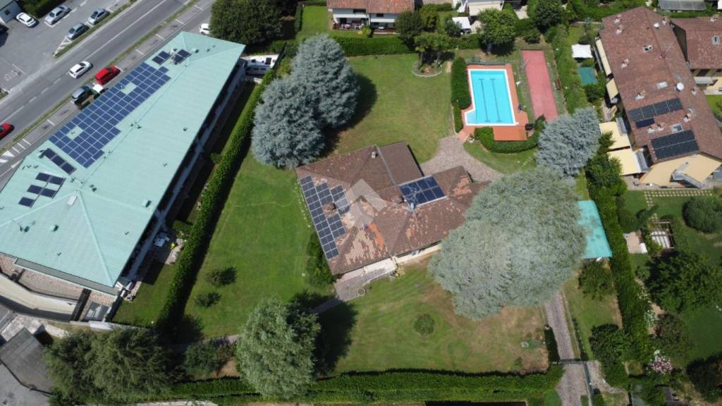 terreno edificabile in vendita a Mozzo