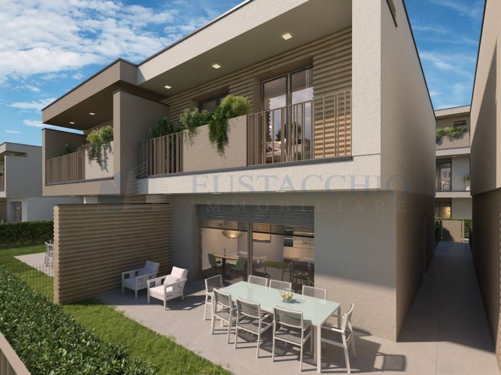 casa indipendente in vendita a Mozzo