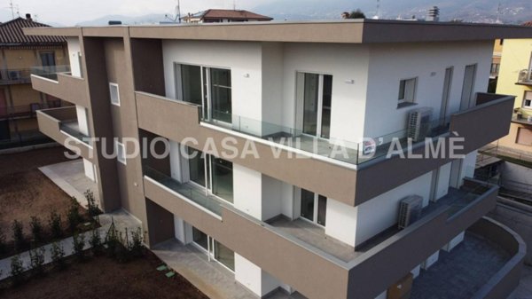 appartamento in vendita a Mozzo