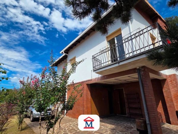 casa indipendente in vendita a Mozzo