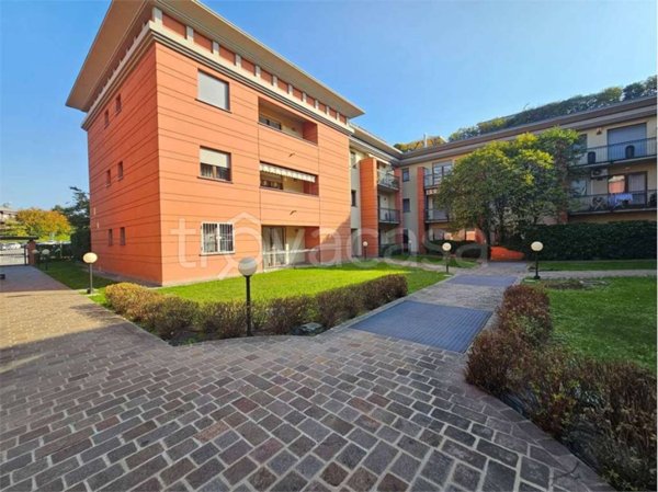 appartamento in vendita a Mozzo