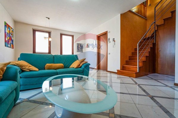 appartamento in vendita a Mozzo