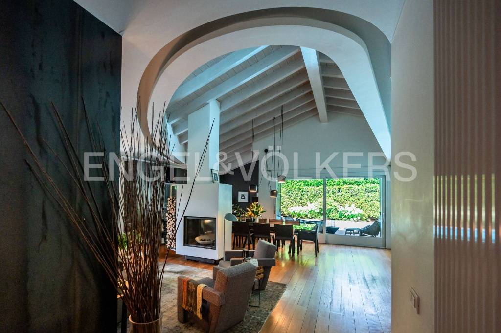 casa indipendente in vendita a Mozzo