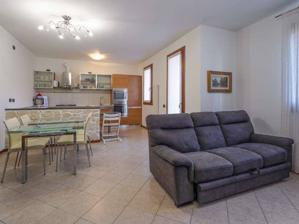 appartamento in vendita a Mozzo