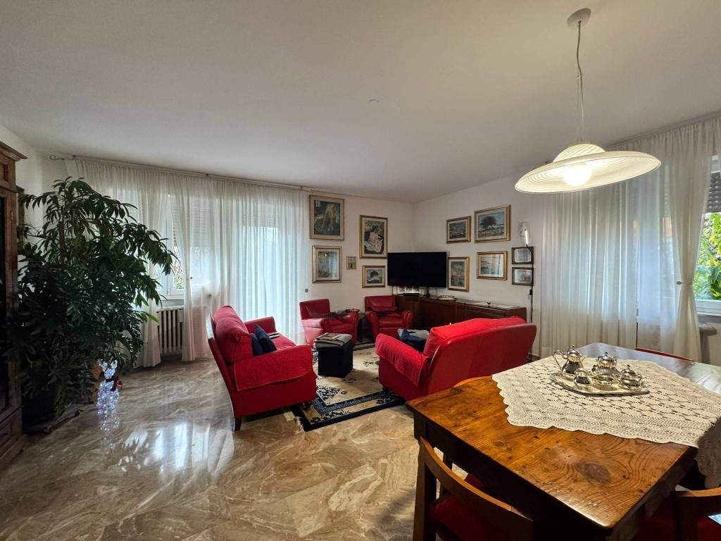 appartamento in vendita a Mozzo