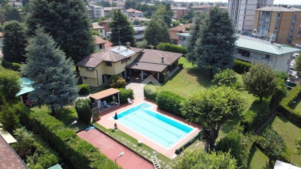 terreno edificabile in vendita a Mozzo