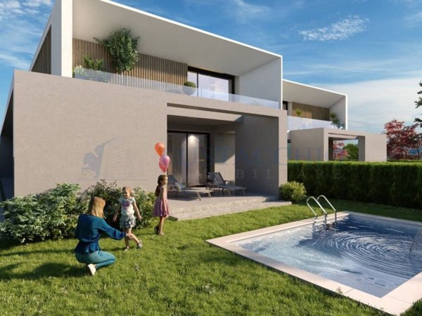 casa indipendente in vendita a Mozzo