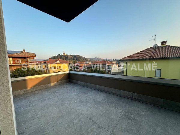 appartamento in vendita a Mozzo