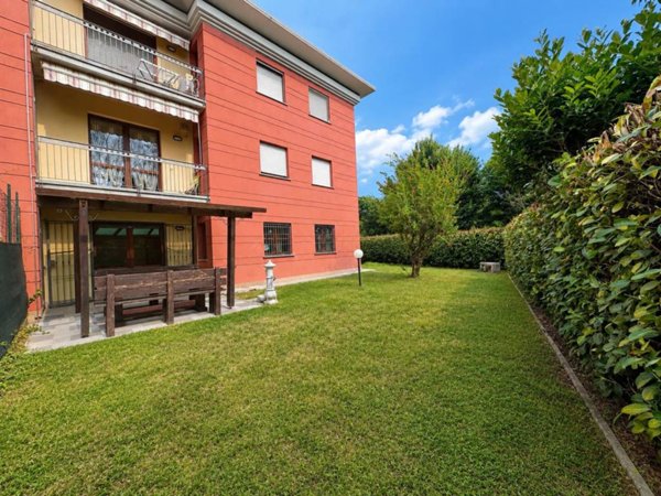 appartamento in vendita a Mozzo