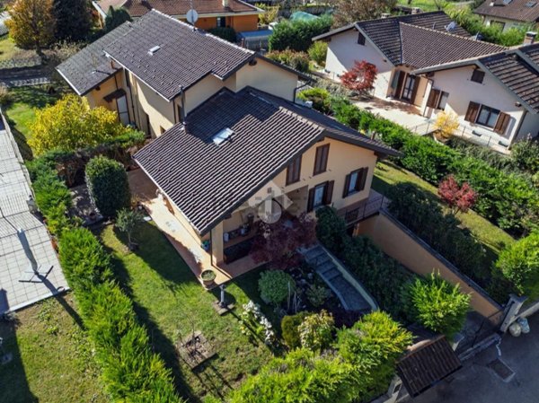 appartamento in vendita ad Andezeno