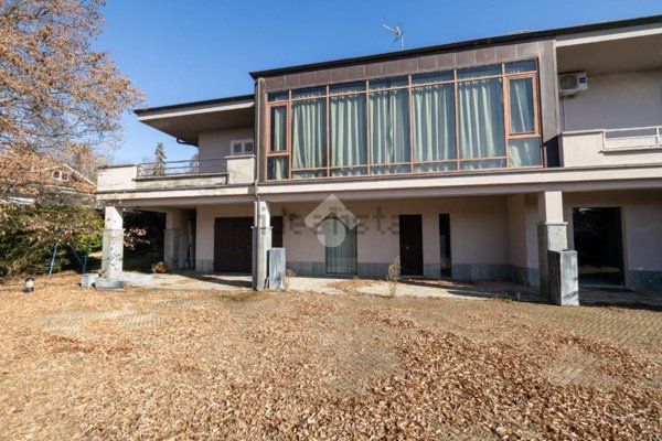 casa indipendente in vendita ad Andezeno