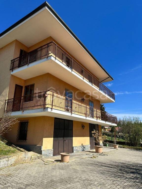 appartamento in vendita ad Andezeno