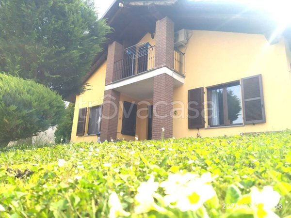 casa indipendente in vendita ad Andezeno