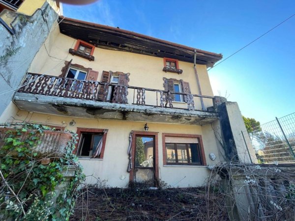 casa indipendente in vendita a Nembro
