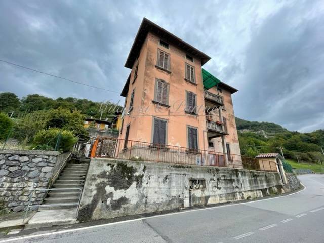 casa indipendente in vendita a Nembro