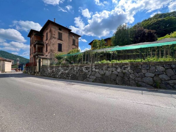 casa indipendente in vendita a Nembro