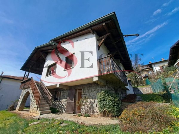 casa indipendente in vendita a Nembro