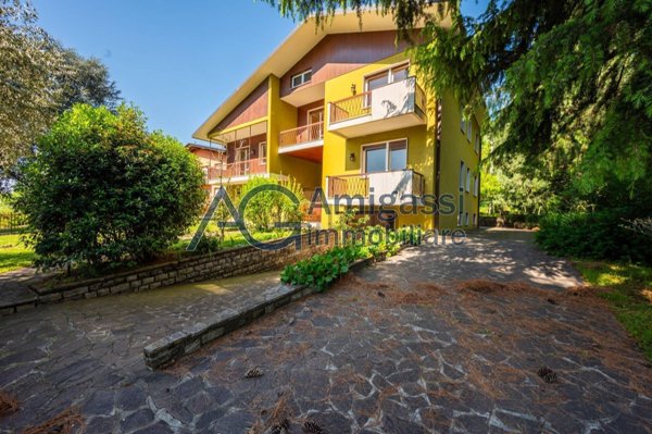 casa indipendente in vendita a Nembro
