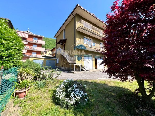 appartamento in vendita a Nembro in zona Gavarno