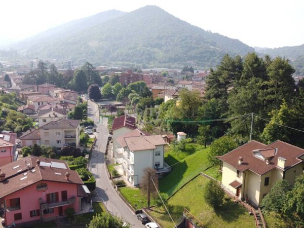 terreno edificabile in vendita a Nembro