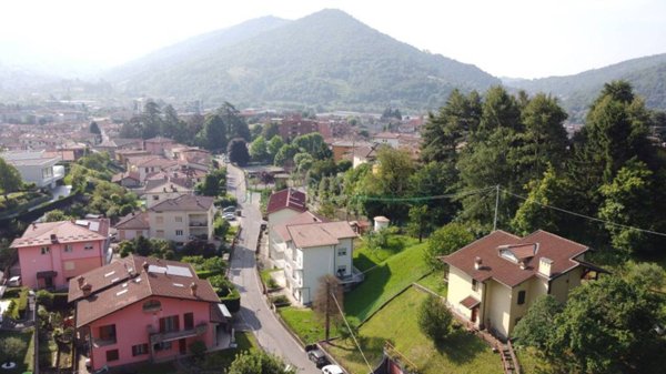 terreno edificabile in vendita a Nembro