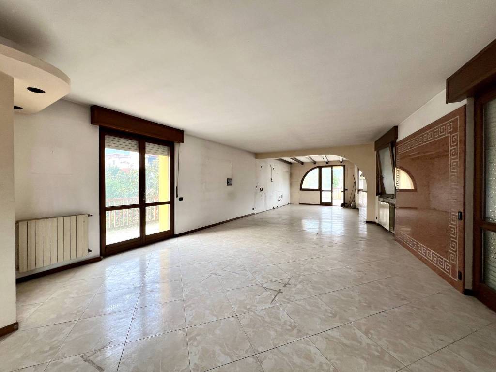 appartamento in vendita a Nembro