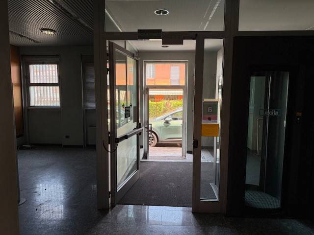 negozio in vendita a Nembro