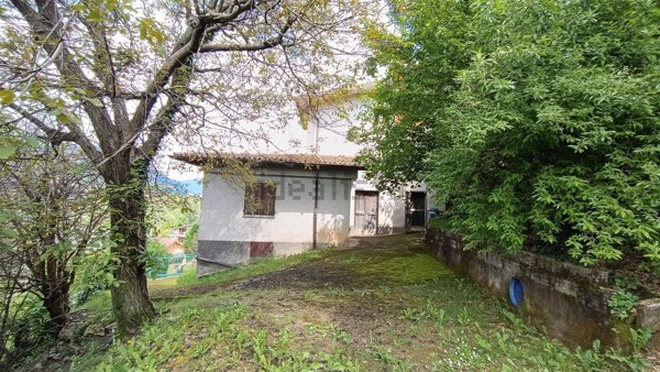 casale in vendita a Nembro