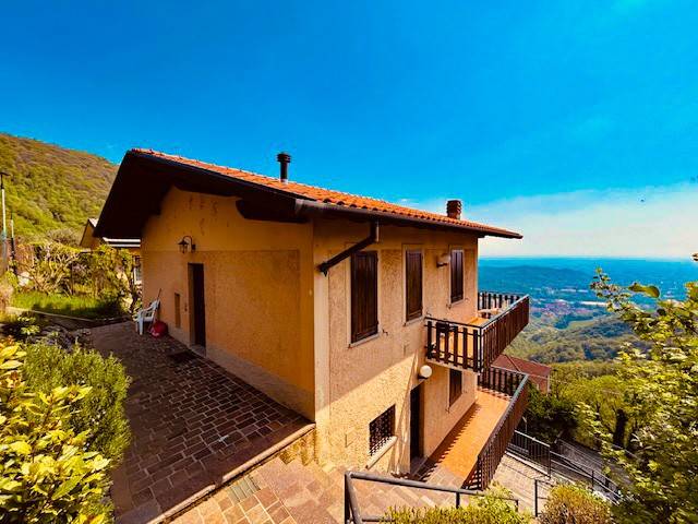casa indipendente in vendita a Nembro