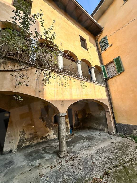 casa semindipendente in vendita a Nembro