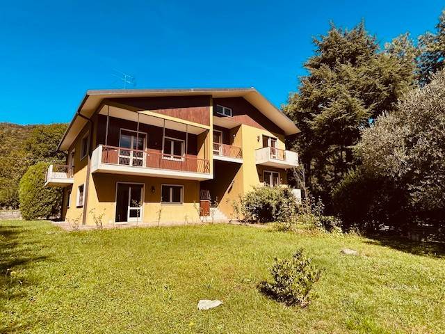 casa indipendente in vendita a Nembro