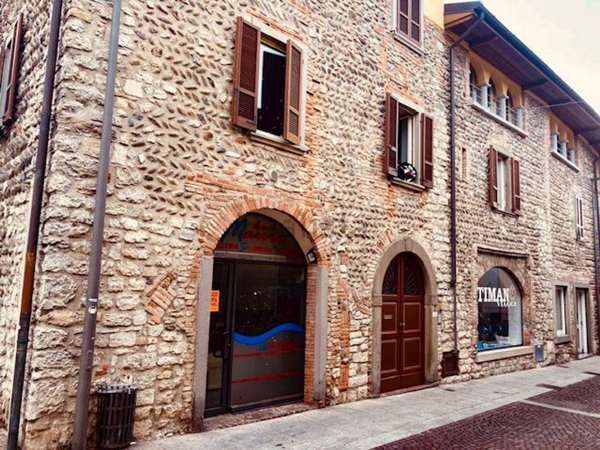 negozio in vendita a Nembro