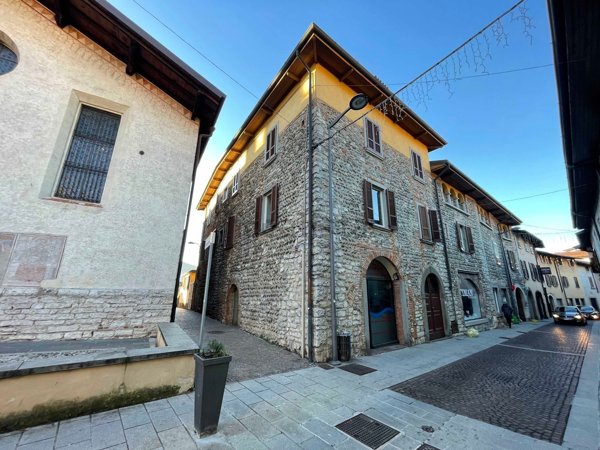 ufficio in vendita a Nembro