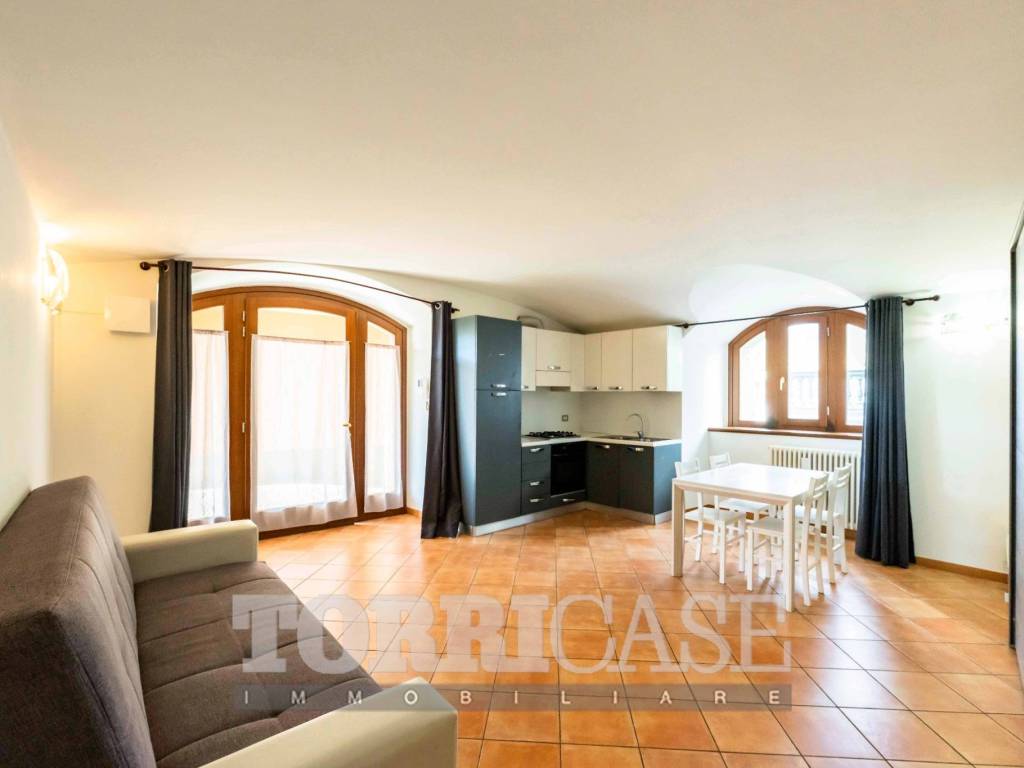 appartamento in vendita a Nembro in zona Gavarno