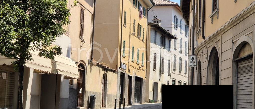 appartamento in vendita a Nembro