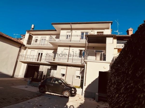 appartamento in vendita a Nembro