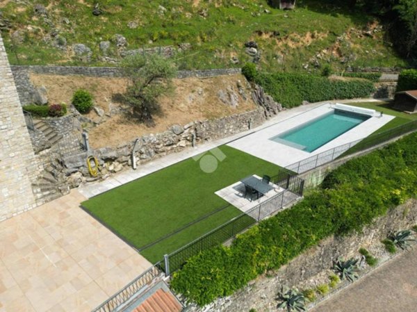 casa indipendente in vendita a Nembro in zona San Faustino