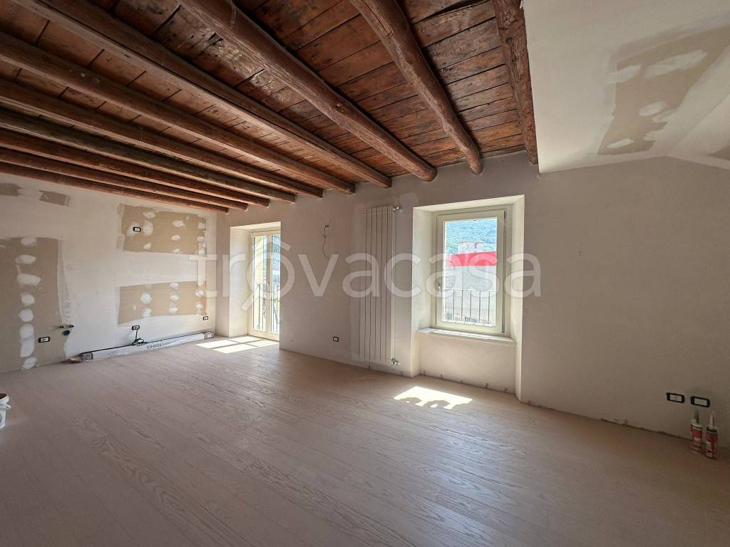 appartamento in vendita a Nembro