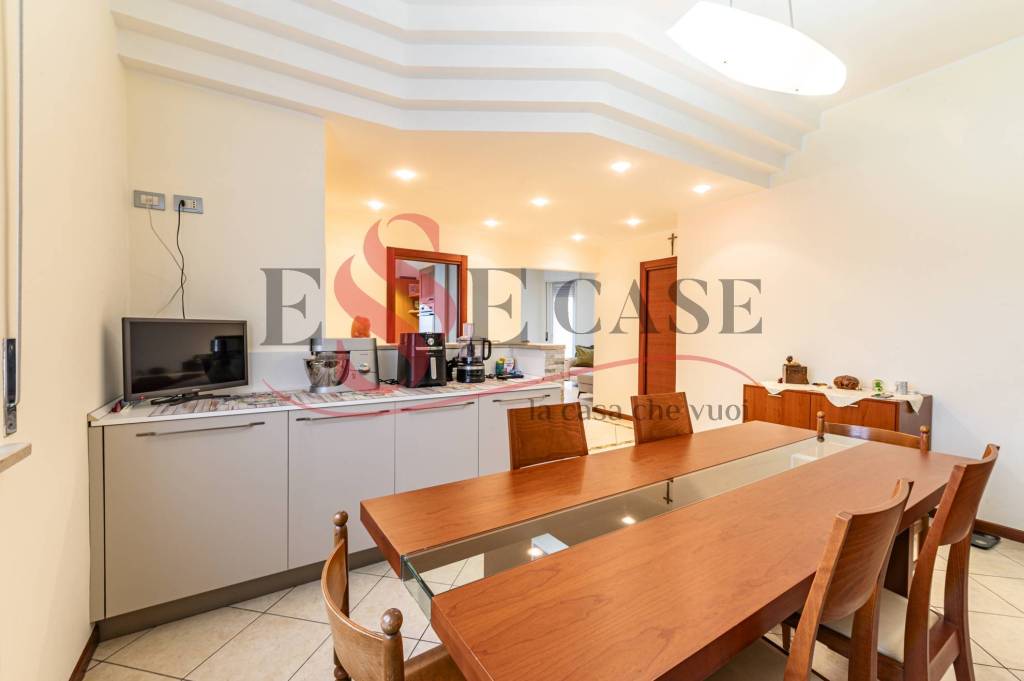 appartamento in vendita a Nembro