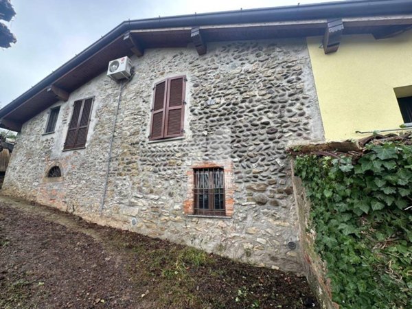 appartamento in vendita a Nembro