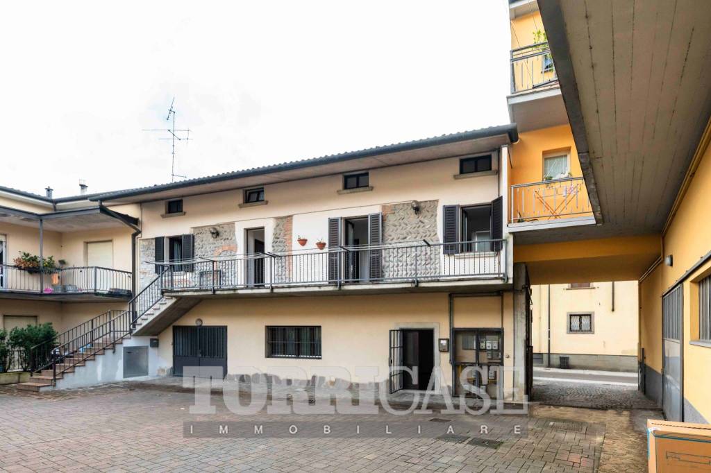 appartamento in vendita a Nembro